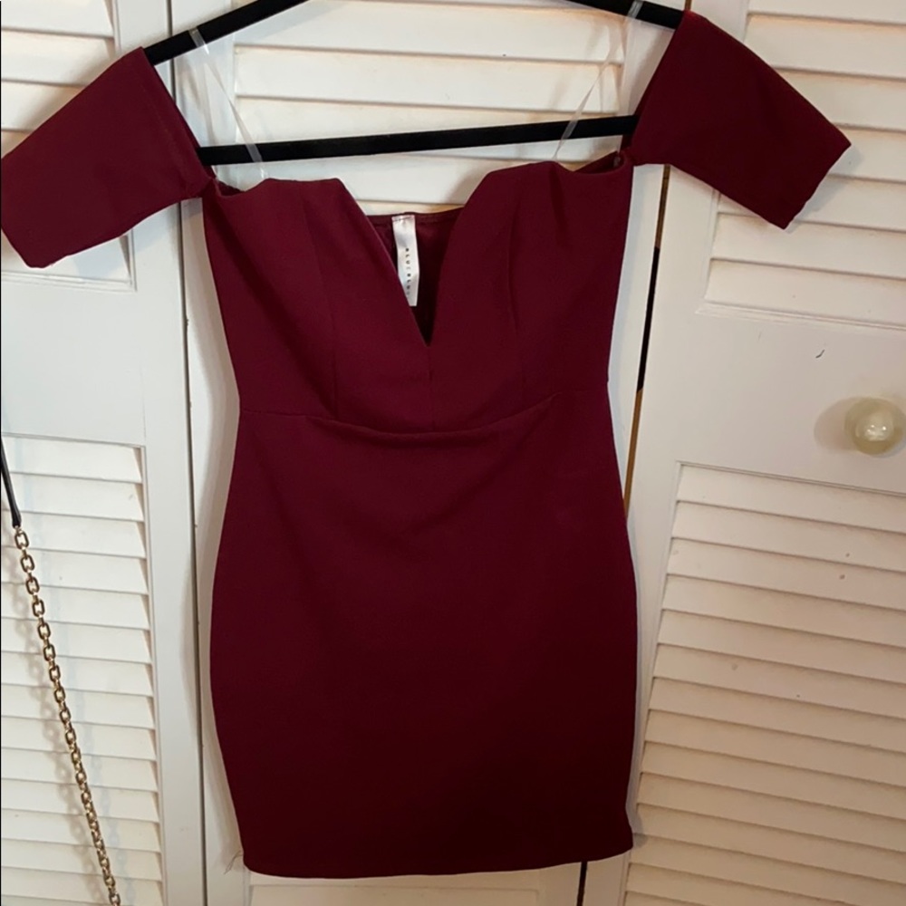 Blue blush maroon body con dress never worn!